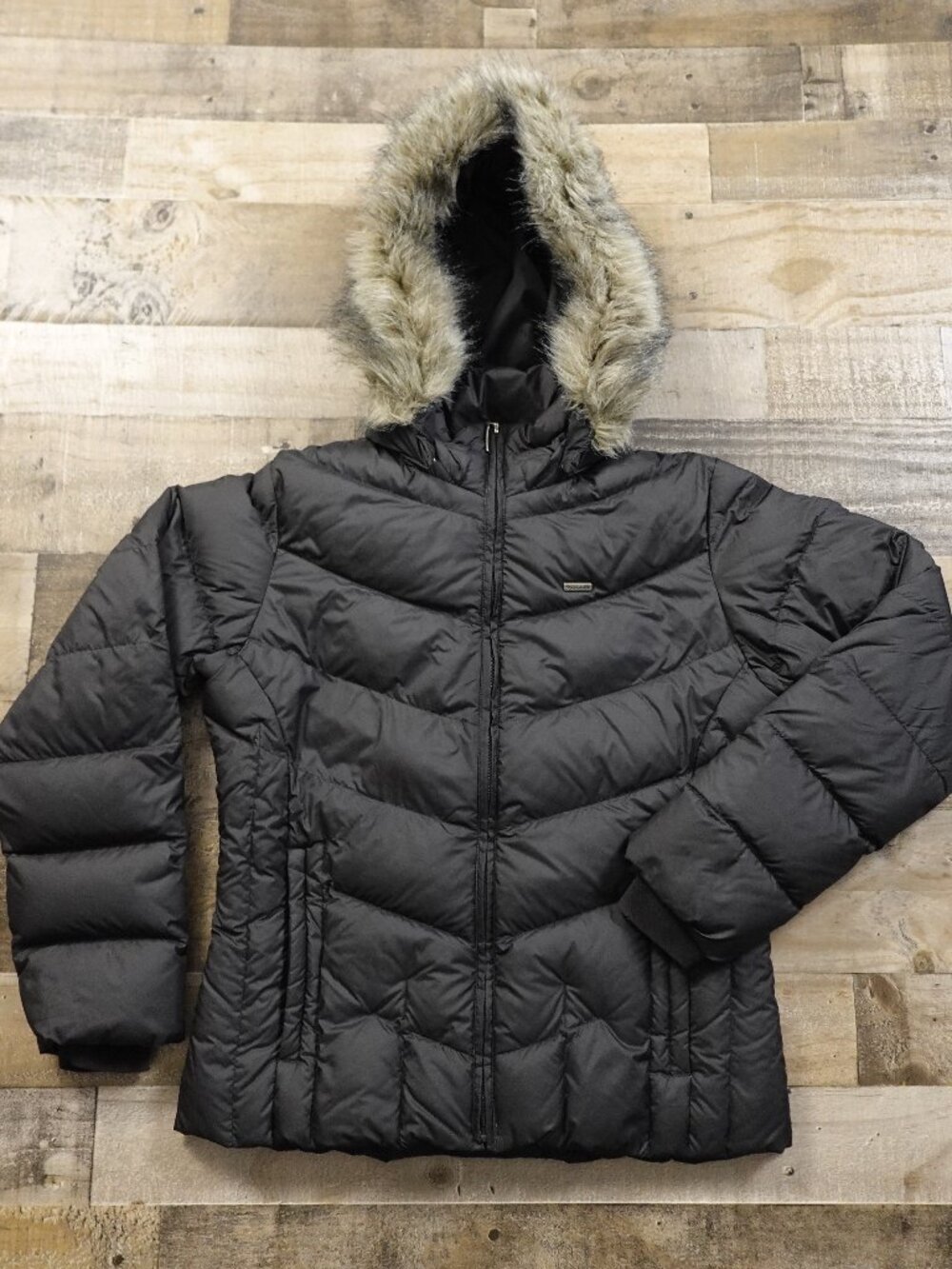 Columbia Down Puffer Jacket Women’s Medium Black Faux Fur Hood Winter